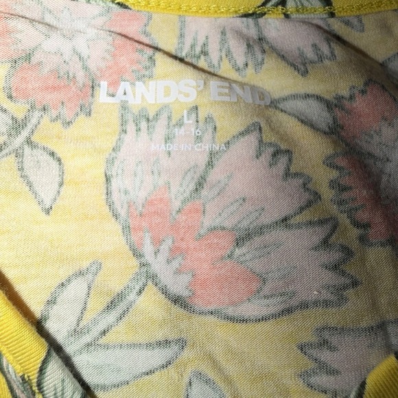 Land's End Women's Yellow Floral Rayon Short Sleeve V-Neck Casual Blouse Size L - Picture 4 of 6
